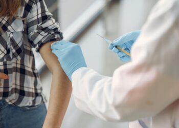 Should the unvaccinated lose their citizenship?