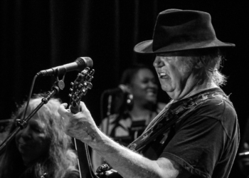 Do you support Neil Young’s threat to leave Spotify if Joe Rogan is not banned?