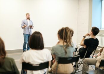 Woke Teacher Training in the UK Asks to Drop Gendered Terms like ‘Sir’/ ‘Miss’ from Classroom