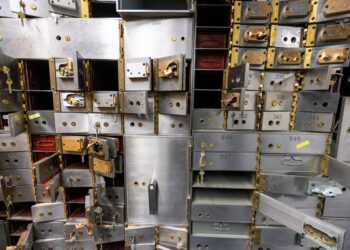 Do two straight quarters of economic contraction define a recession?