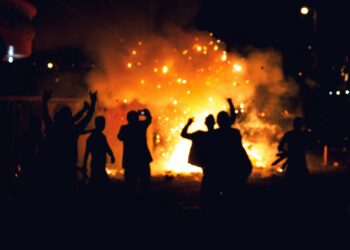 Is media downplaying attacks on Catholic institutions by pro-abortion “activists”?