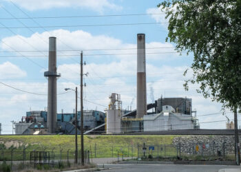 Should government or utilities control home temperatures?