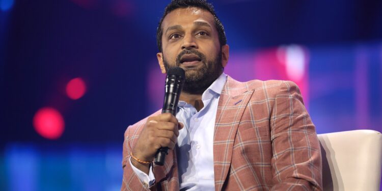 Kash Patel Makes Schiff Cry