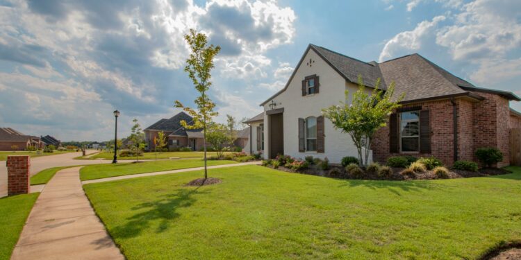 Housing Market Collapses After New Trump Report