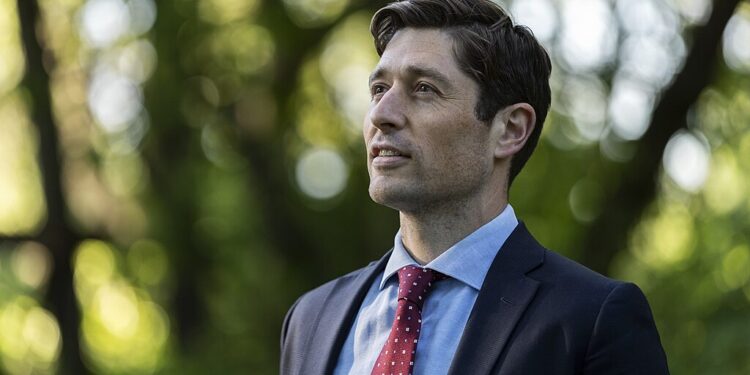 Democrat Mayor Takes Victory Lap On Trump