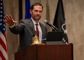 Democrats To Investigate Trump’s Secret Service