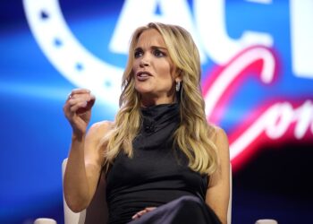 Megyn Kelly Goes Off On Trump