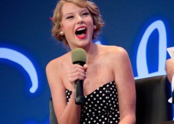 Trump-Hater Taylor Swift Humiliated