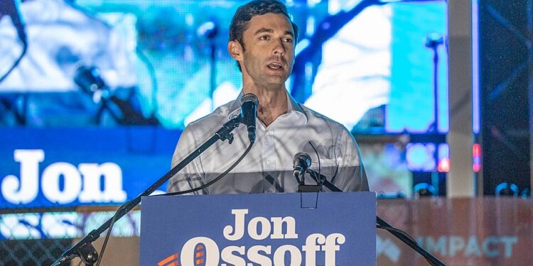 Trump Tears Into Rising 2028 Democrat Star